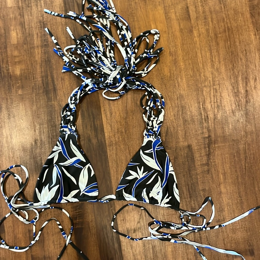 Like new mikoh top